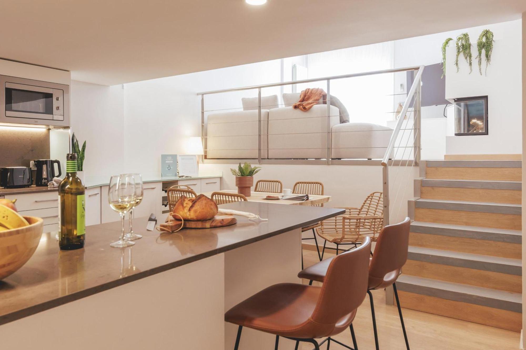 Bravissimo Hortes, 3-bedroom Centre Apartment *