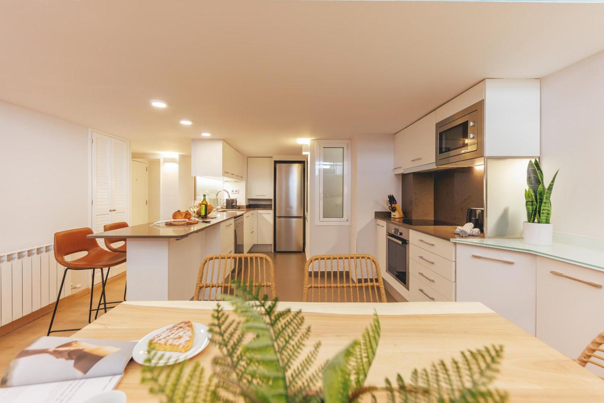 Bravissimo Hortes, 3-bedroom Centre *