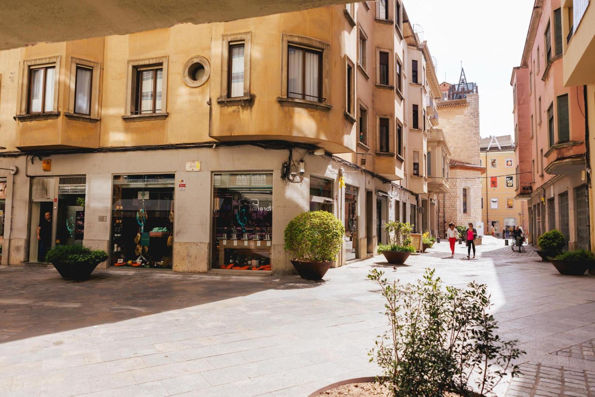 Bravissimo Hortes, 3-bedroom Centre Apartament *